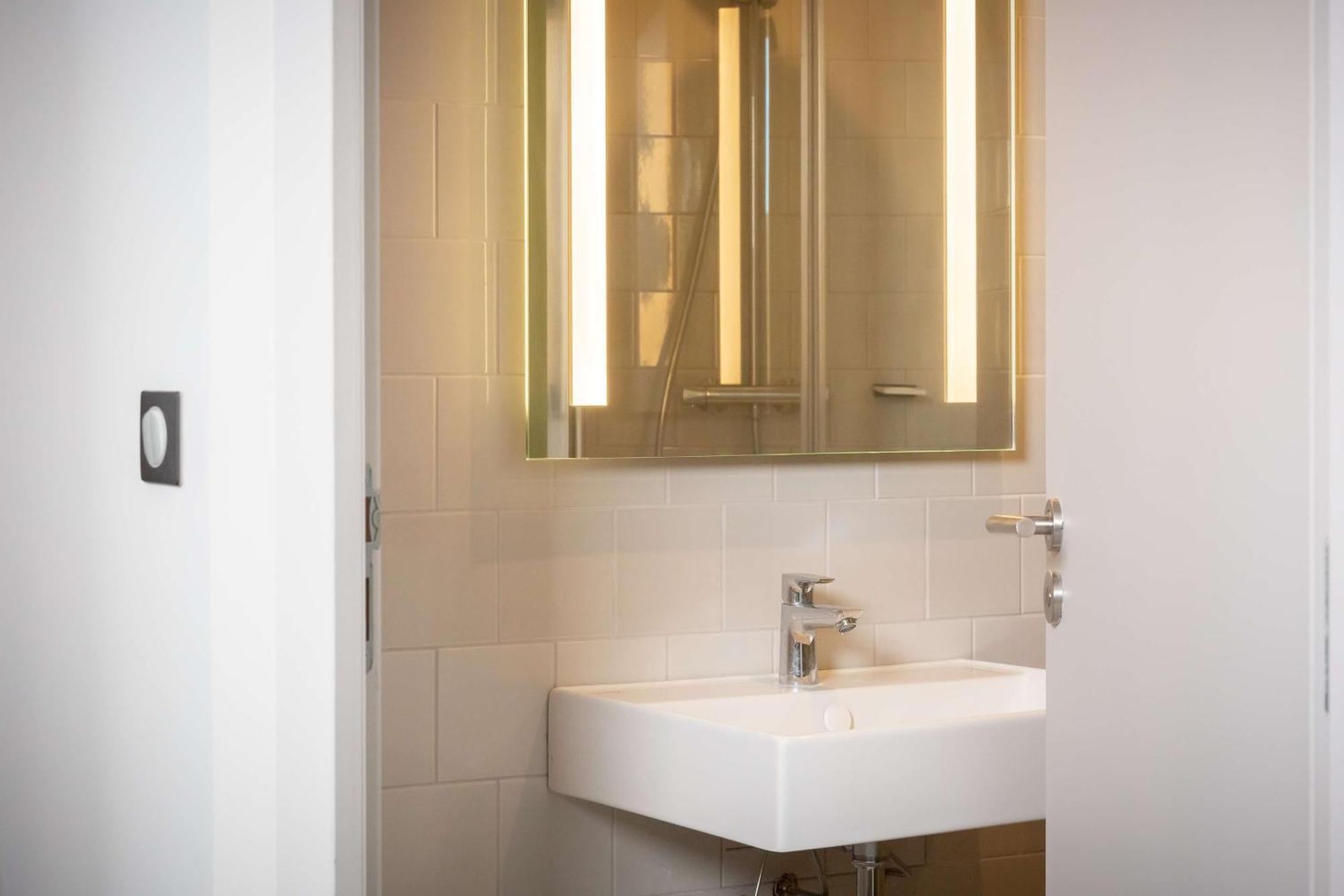 Best Western 11Bauer Paris Saint-Ouen Exterior photo